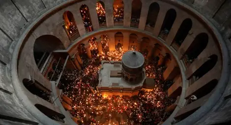 Благодатният огън слезе в Йерусалим 