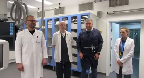 Нова хибридна операционна зала събира най-доброто в отделението по съдова хирургия в УМБАЛ „Канев“ Нова хибридна операционна зала събира най-доброто в отделението по съдова хирургия в УМБАЛ „Канев“