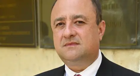 Иван Иванов Иван Иванов