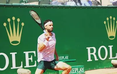 Григор загуби битката за финал с екзекутора на Джокович в Монте Карло Григор загуби битката за финал с екзекутора на Джокович в Монте Карло