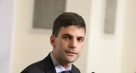 Никола Минчев: Властта не се опитва да прикрие нещо друго с тези арести Никола Минчев: Властта не се опитва да прикрие нещо друго с тези арести