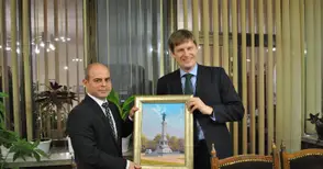 Посланик Джонатан Алън с интерес към Индустриалния парк на Русе