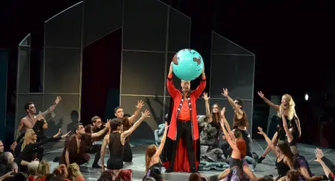 Бляскава премиера на &bdquo;Мефистофел&ldquo; възнагради публиката за дългото очакване