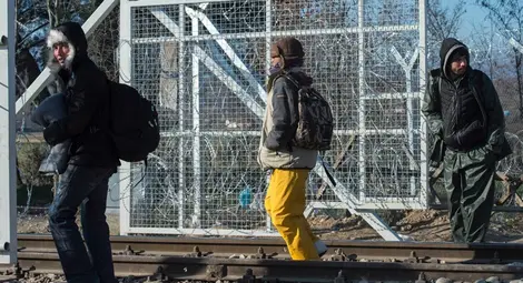 Македония вдига втора ограда по границата с Гърция