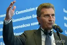 Еврокомисар призна, че кризата в Украйна влияе на "Южния поток"