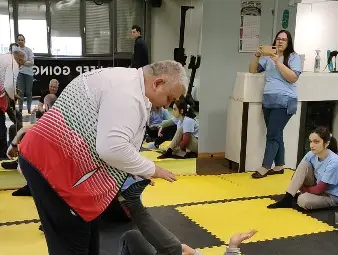 Емил Нешев подкрепи децата с аутизъм в Русе