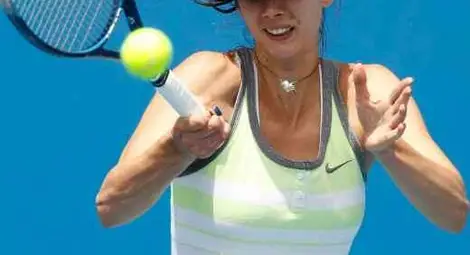 Пиронкова отпадна на старта в Дубай