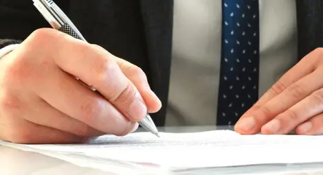 Списъкът с кандидати за училищни директори опроверга екзотичен слух