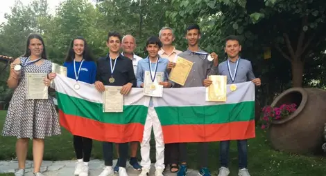 6 медала за България от Mладежката балканска олимпиада по математика 6 медала за България от Mладежката балканска олимпиада по математика