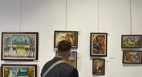 17 автори показват близо 100 творби в изложбата &bdquo;Музиката в нас&ldquo; на ул. &bdquo;Борисова&ldquo; 6 в Русе