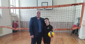 Волейболът се завръща в Спортното с щерката на школския директор