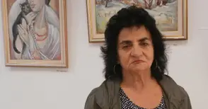 Музика, лодки и цветя са сред  любимите теми на Дора Панайотова