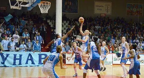 "Дунав 8806" губи евродуела срещу Динамо Курск