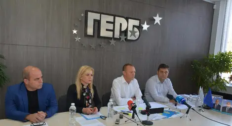 Пламен Стоилов: Когато правиш по 30-40 обекта, няма как да стане по партийна линия