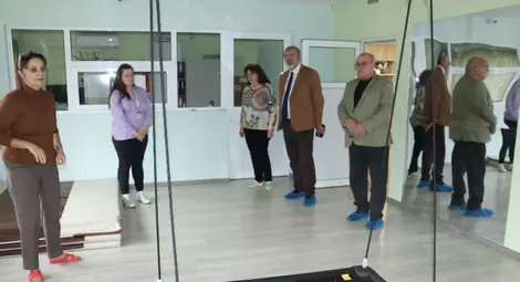 Децата от Дневния център &bdquo;Рализ Бализ&ldquo; в Сливо поле  получиха подаръци