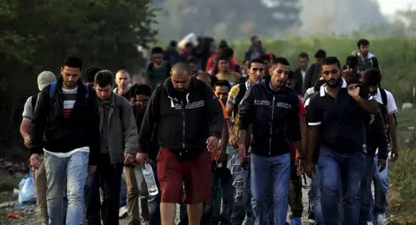 Унгарският външен министър: 35 милиона потеглят към Европа