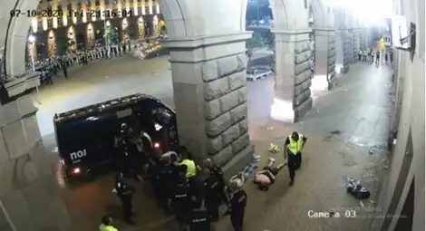 Ужасяващи кадри! Ето как полицията биеше протеста на 10 юли 2020 г.