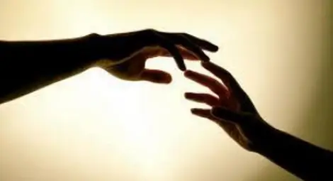 Мъж със заболяване събира пари за болни деца и младежи