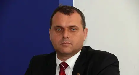 Искрен Веселинов оглави комисията за надзор на енергийния регулатор