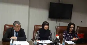 С европейски пари интегрират децата от малцинствата в Хотанца и Тетово