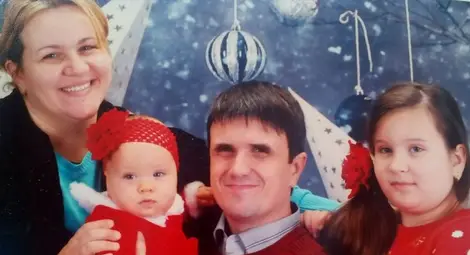 Корнелия събра с меденки 6000 лева за лечението на на Георги. Но са нужни още 26 000 евро за сметките от клиниката в Истанбул