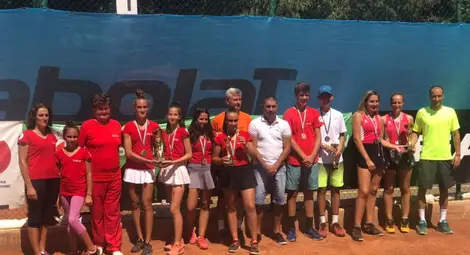 Младите таланти на &bdquo;Приста&ldquo; шести на държавното по тенис