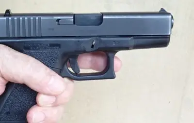 Шофьорът на прокуратурата в Разград се простреля в главата