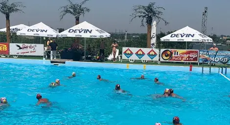 Германският "Юрдинген"&nbsp;спечели международния турнир по водна топка за ветерани &bdquo;Иво Петров&ldquo; в Русе /галерия/