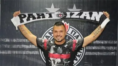 Божинов подписа с 12-и клуб в кариерата си - Партизан