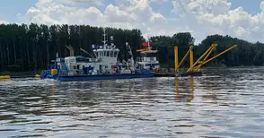 Отнемането на 20 000 куб. м наноси отвори нов път за корабите край Батин