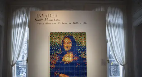 За 480 000 евро продадена Мона Лиза, направена от 300 Кубчета на Рубик За 480 000 евро продадена Мона Лиза, направена от 300 Кубчета на Рубик