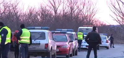 Задържаха тримата бегълци, разигравали полицията в Централна България