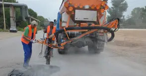 Нова машина запечатва улични дупки за 5 минути