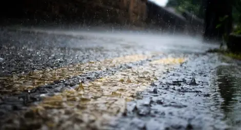 Опасност от проливни дъждове в Русенско, очакванията са за до 100 л/кв. м.