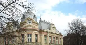 Конкурс търси кое днес значи повече - парите или духовността