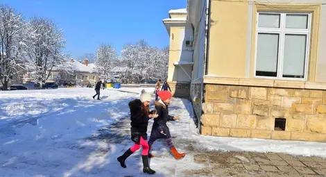 МОН: Коледната ваканция е до 4 януари