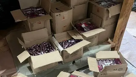 19-годишен задържан с 62 кашона райски газ в Русе 19-годишен задържан с 62 кашона райски газ в Русе