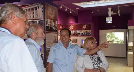 Нови образователни проекти с Виетнам обсъдиха в университета Нови образователни проекти с Виетнам обсъдиха в университета