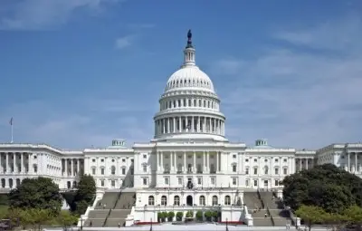 Мъж се самозапали край Конгреса на САЩ 