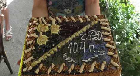 У нас има 325 столетници - къде са и каква е тайната им?