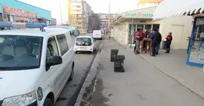 След запой от сутринта: Мутито заби нож в главата на Кучето посред бял ден пред пазара в „Чародейка“