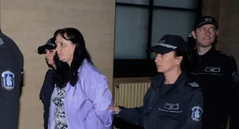 Акушерката Ковачева моли да бъде освободена