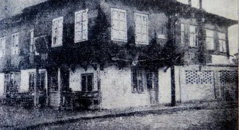 Къде е живял и какво е работил в Русе Антон Страшимиров? Отговорите дава самият писател