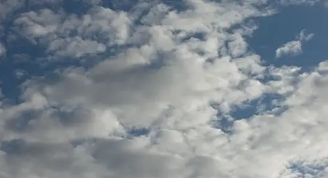 Времето в понеделник - заоблачаване около обед, превалявания вечерта