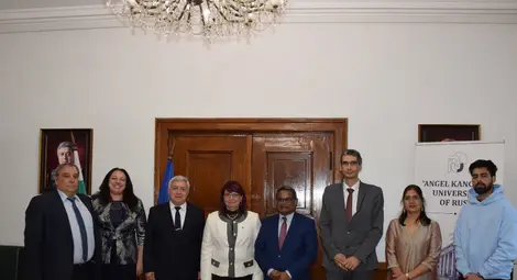 Посланикът на Индия гостува в Русенския университет