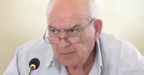 Председателят на Общинския съвет в Две могили в оставка: Давам път на младите