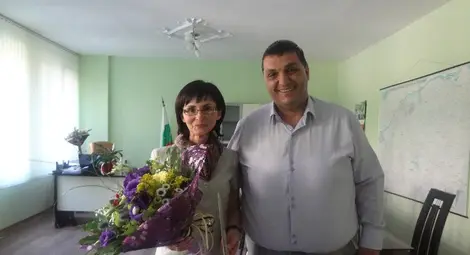 Станчев с букет при Панайотова за ЧРД