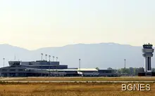 15-годишен е авторът на бомбената заплаха за летище София