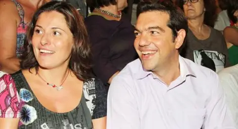 The Times: Съпругата на Ципрас го заплашила с развод, ако подпише неизгодно споразумение с кредиторите