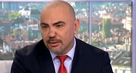 Росен Петров: Майката на Бареков се разплака - обещах й да запазя честта му 